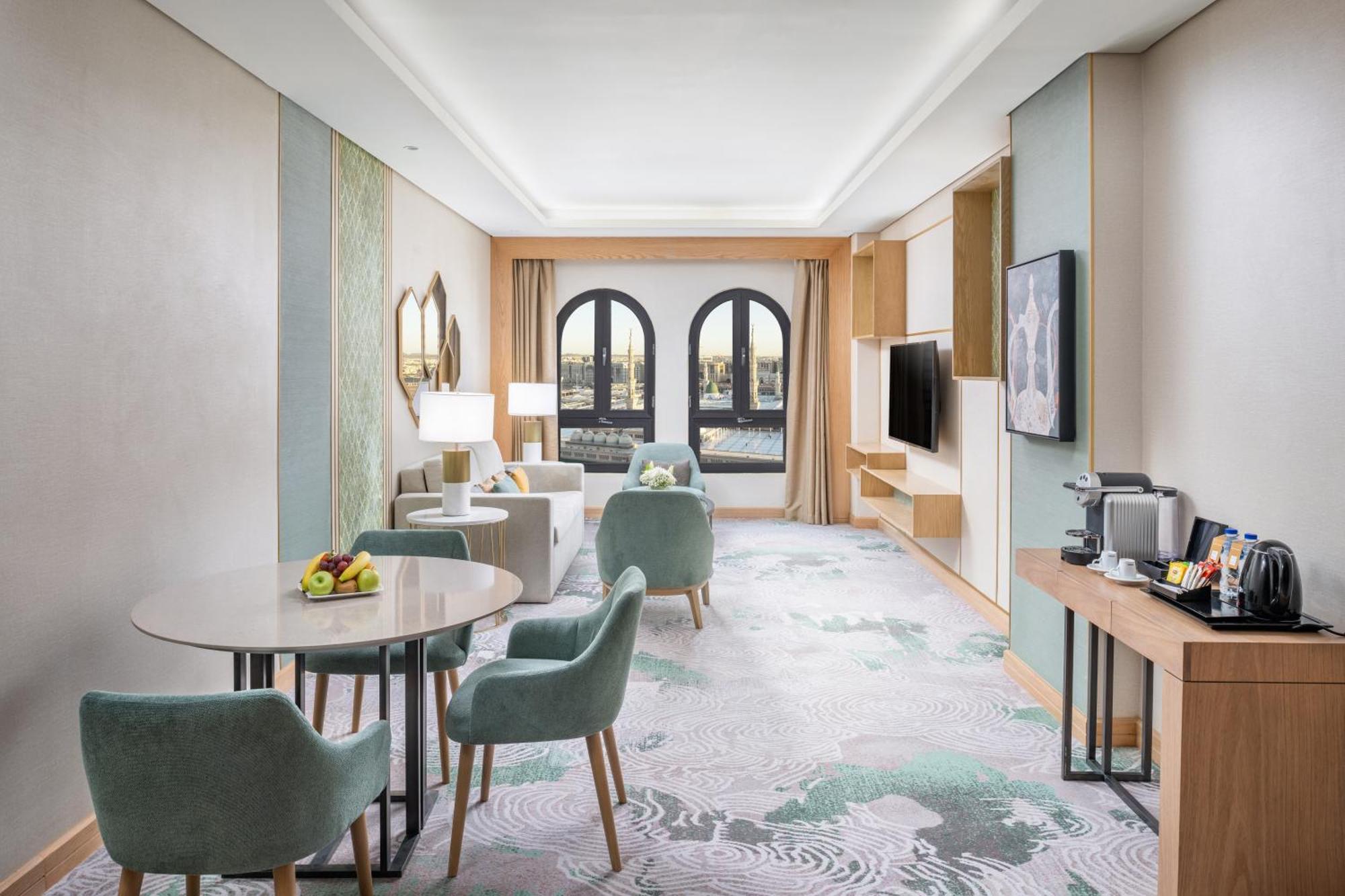 Taiba Suites Madinah Medina Eksteriør bilde Suite