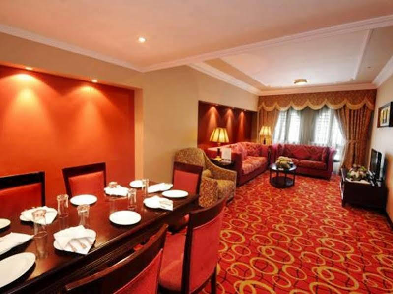 Taiba Suites Madinah Medina Eksteriør bilde Suite